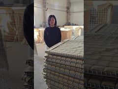 กำแพงป้องกันป้อมปราการ/สิ่งกีดขวางป้องกันแม่น้ำ พร้อมด้วยผ้าใยสังเคราะห์สีเขียว/ทราย