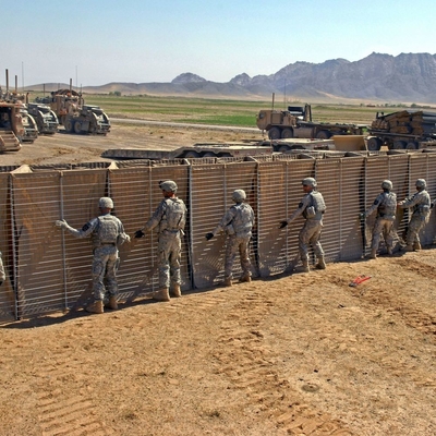 ขายร้อน ป้องกันอุปสรรค แผ่นดิน welded Gabion ป้องกันอุปสรรค หินกรง ถัง