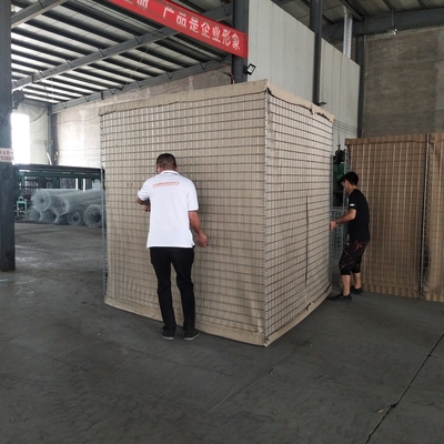 ผ้าจีโอเท็กสไตล์ที่สะสมได้ ผนังสีเขียวมะกอกหรือสีทราย สายไฟฟ้า Gabion สะพานผสมผสมผสม