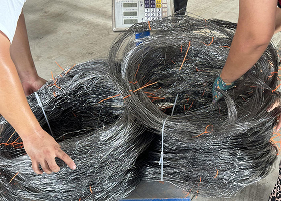 สิ่งกีดขวางที่ไม่ระเบิดป้องกันถังกั้นถังติดตามการห่อลวดตาข่าย