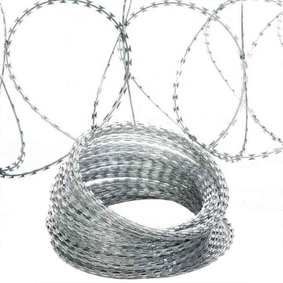 Wholesale BTO-10 Razor Barbed Wire High Tensile Rolls สําหรับการปิดที่ปลอดภัย แผ่นรั้วสายไหม