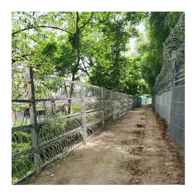 ร้อนหมักรั้วความปลอดภัย สายสั้น สายมีดโกน ใบโกน ผสมผสาน ใบโกน สายกันสนิม