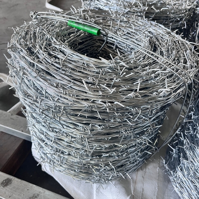 โรงงาน Hot Dip กระปุก สายด้ายเข้มสําหรับ Mesh เฟอร์ซิ่งความปลอดภัย 12.5 Gauge 18 Gauge PVC ผิวเหล็ก สายด้ายเข้ม