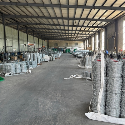 โรงงาน Hot Dip กระปุก สายด้ายเข้มสําหรับ Mesh เฟอร์ซิ่งความปลอดภัย 12.5 Gauge 18 Gauge PVC ผิวเหล็ก สายด้ายเข้ม