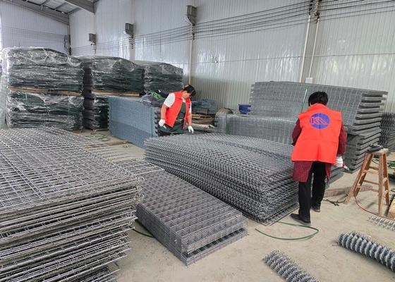 การใช้งานยาวนาน ชีวิตทนทาน UV Geotextile ล้อม กําแพงกั้นกั้นกองทัพ Hesco กําแพงกั้นกั้น