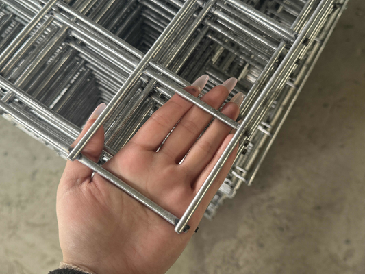พื้นผิว Hot Dip Galvanized 200g/m2 ปรางปราง
