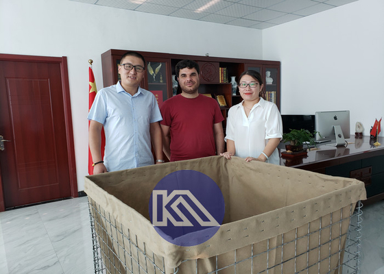 ป้องกันการกัดกร่อน งานหนักเหล็กกระดาษ Gabion Hesco Barrier ป้องกันอุปสรรคสําหรับกําแพงรองรับฉุกเฉิน