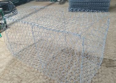 จุ่มร้อนชุบสังกะสีทอลวดตาข่ายหกเหลี่ยม Gabion ตะกร้า 2.0-4.0mm ลวดวัด