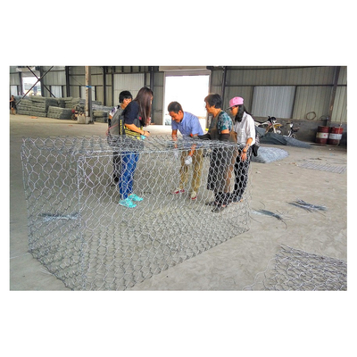 Hexagonal Gabion Mesh กระเป๋ากระเป๋าเหล็กเหล็กเหล็กกล่อง Gabion สําหรับขาย