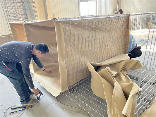 ปิดรั้ว Hesco ป้องกันแบบทหารที่ถอดถอน