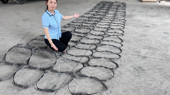 ถังอุปสรรค รั้ว Mesh ไม่เห็น Drone Net รั้ว ถังกั้น Wicker รั้ว Wire Mesh ความปลอดภัย Putanka Barrier ยูเครน
