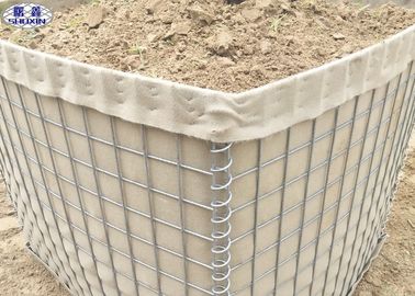 กำแพงป้องกันทหาร / กระเช้า Gabion กำแพงกันดินเป็นมิตรกับสิ่งแวดล้อม
