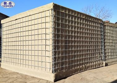 Geotextile เรียงราย Barrier ป้องกัน 300 GSM Blast Mitigation กำหนดความยาว