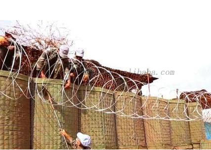 Bastion Sand Wall Steel น้ำท่วม HDG สิ่งกีดขวางทางทหารพร้อม Geotextile