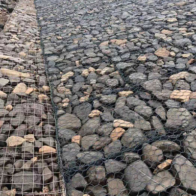 ลวดเหล็กกล้าคาร์บอนต่ำ 1x1x2 M Gabion Fence Baskets Stone Filled Box Three Twist Weave